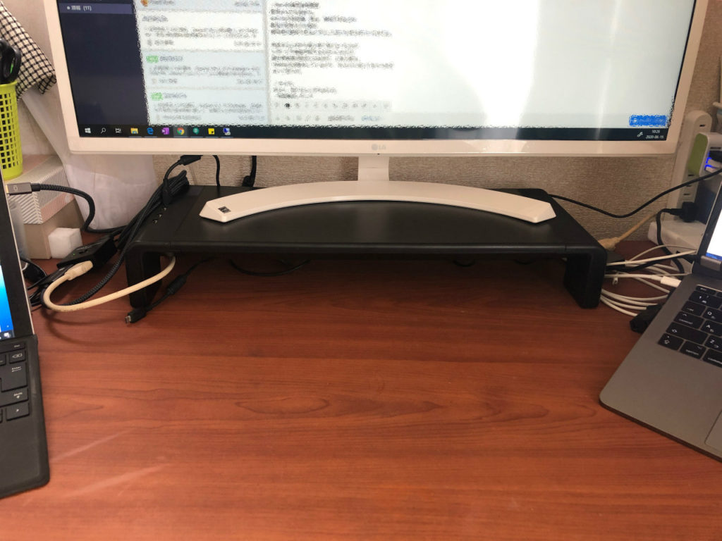 モニタースタンド設置後